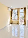 VV6-23 02.webp